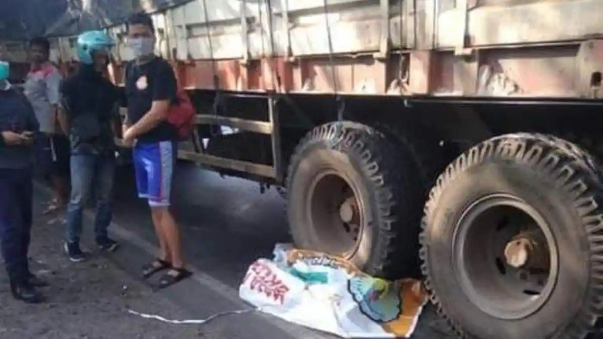 Kecelakaan Maut Tadi Pagi, Pengendara Becak Motor Tewas Terlindas, Ditabrak Truk dari Belakang
