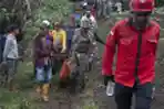 Sulitnya Evakuasi Korban Tewas Erupsi Gunung Marapi