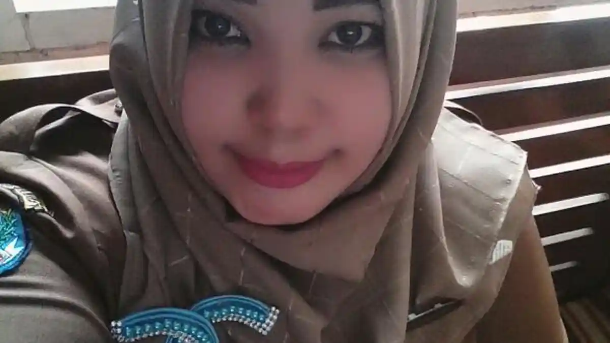 Begini Perjuangan Sang Bidan Desa Mencari Ibu Hamil di Bulukumba