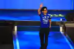 Julian-Kaisarmelenggang-di-atas-karpet-biru-pada-acara-Pesta-Biru-Persib-Bandung.jpg