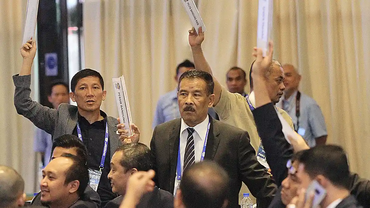 Umuh Muchtar Curiga Ada yang Menjatuhkan Dirinya Jelang Kongres Biasa PSSI