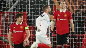 manado/manchester-united-vs-sevilla-2-2-harry-maguire-cetak-gol-bunuh-diri-di-pengujung-laga.jpg