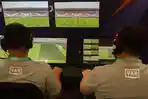 Banyak Kontroversi, UEFA Godok Perubahan Aturan VAR, Jadi Era Baru?
