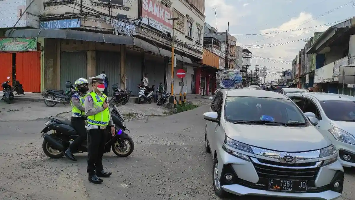 Update Arus Balik Lebaran 2022 Polres Pringsewu Imbau Pemudik Manfaatkan Pospam untuk Istirahat