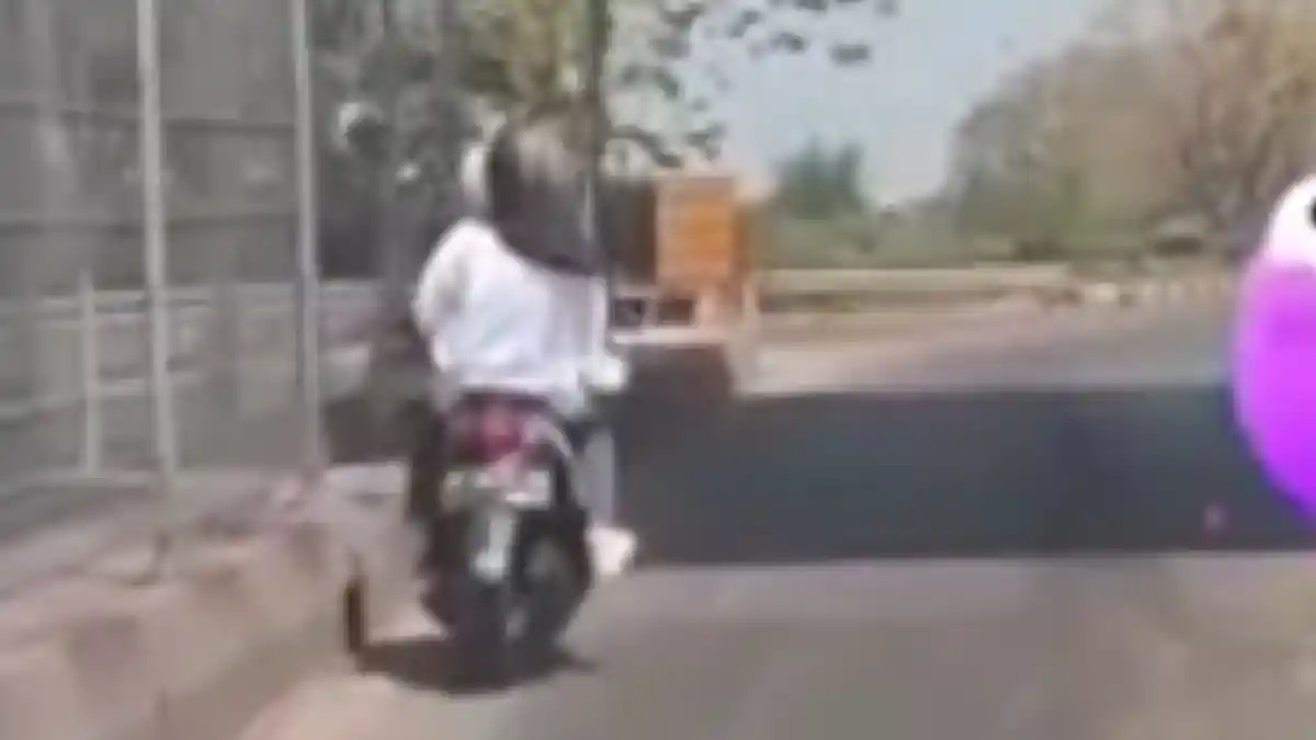 Ikuti Google Maps, Perempuan Pengendara Motor Nyasar Masuk Tol