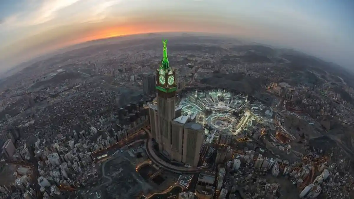 Ingin Melaksanakan Umrah, Cek 10 Travel Umrah di Surabaya dan Jakarta