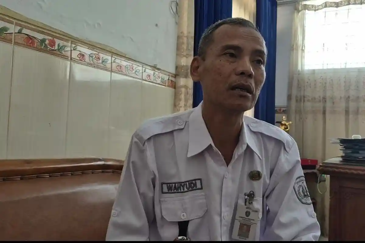 Dishub Ponorogo Menutup Warkop yang Sediakan Layanan Mantap-mantap di Lokasi eks Terminal Seloaji