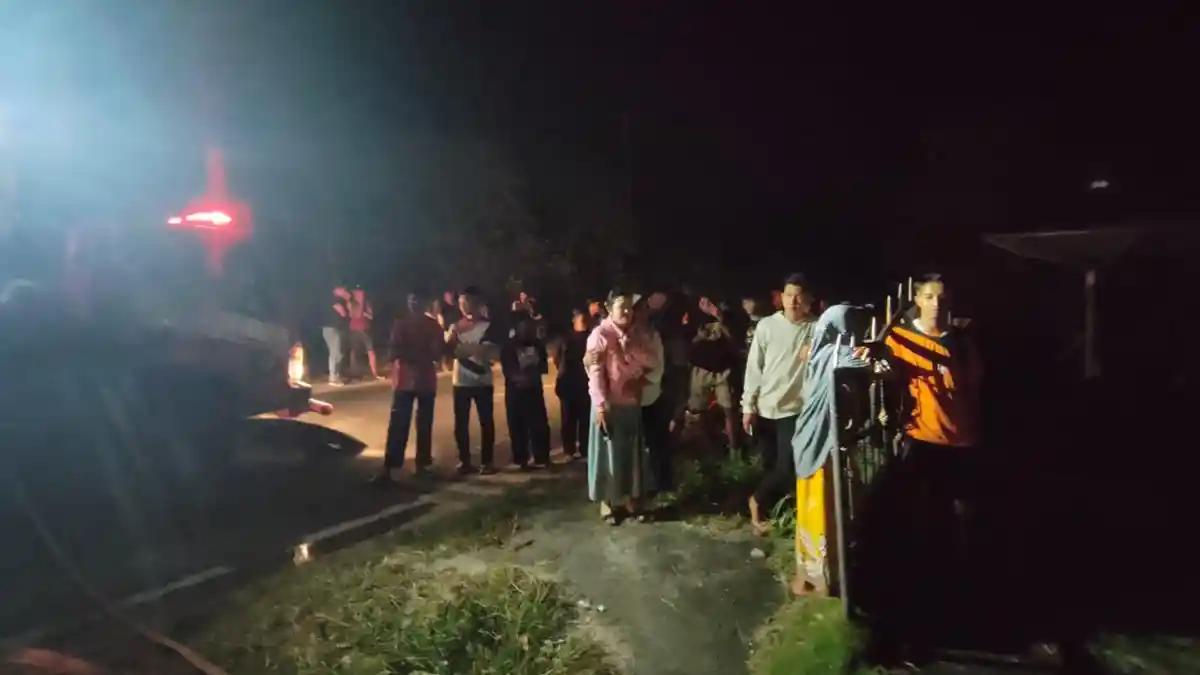 Kebakaran di Natuna, Herlina Menangis Lihat Rumahnya Dilalap Api