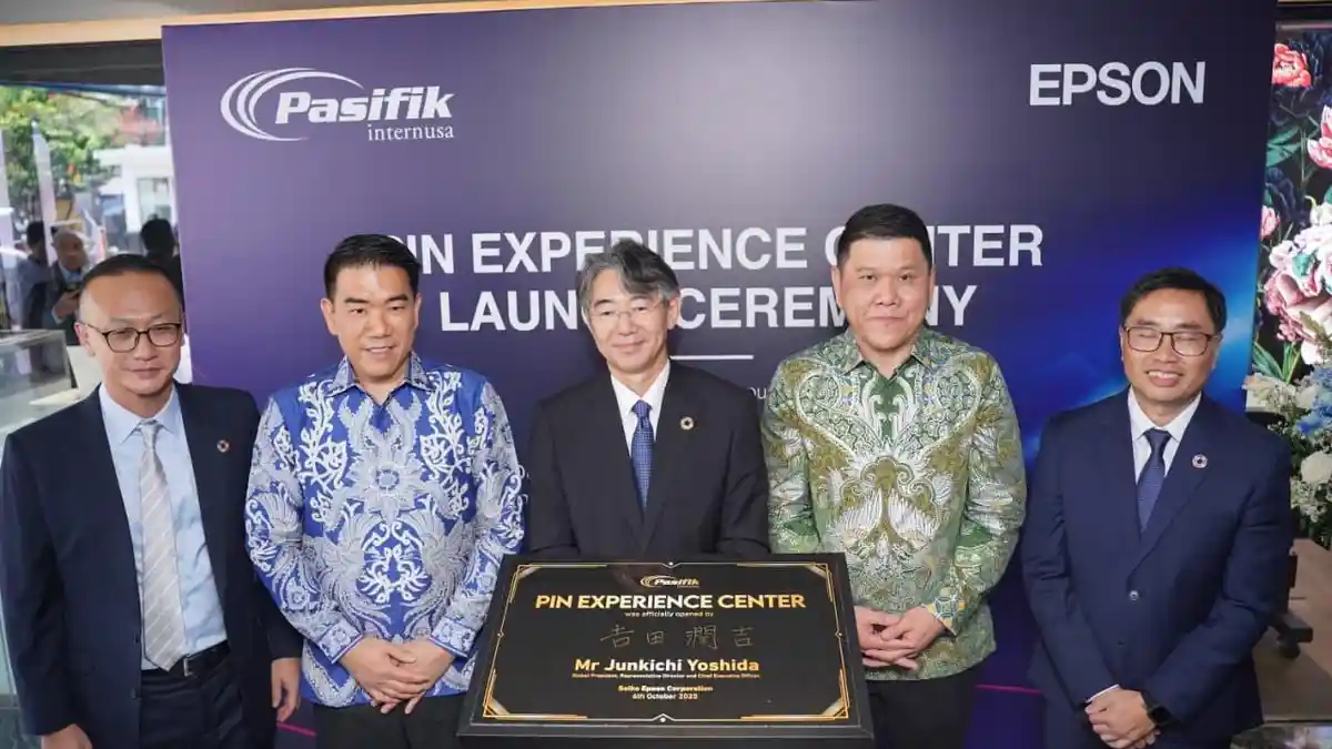 Presiden Epson Resmikan PIN Experience Center, Showroom Solusi Terbesar di Asia Tenggara