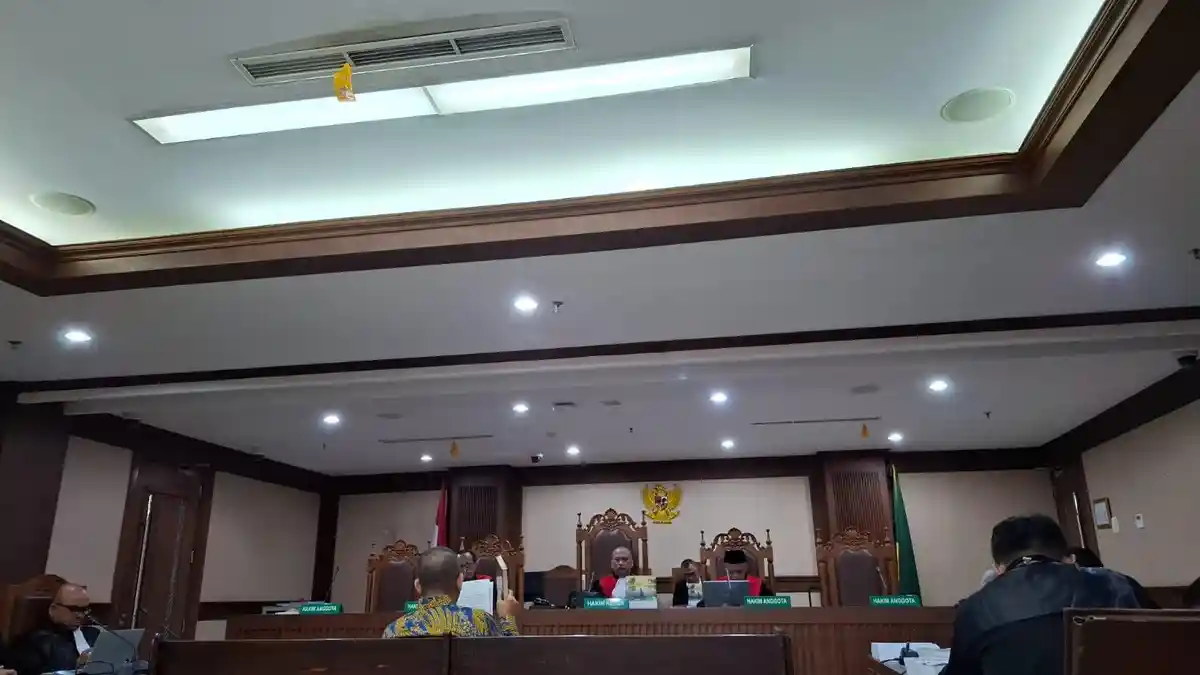 Bawa Al-Qur’an di Sidang Pleidoi, Eks Sekretaris MA Nurhadi Bersumpah Tak Terima Gratifikasi
