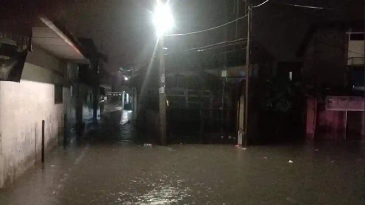 PULUHAN Rumah Terendam Banjir di Medan, BNPB Ingatkan Potensi Hujan Deras Hari Ini