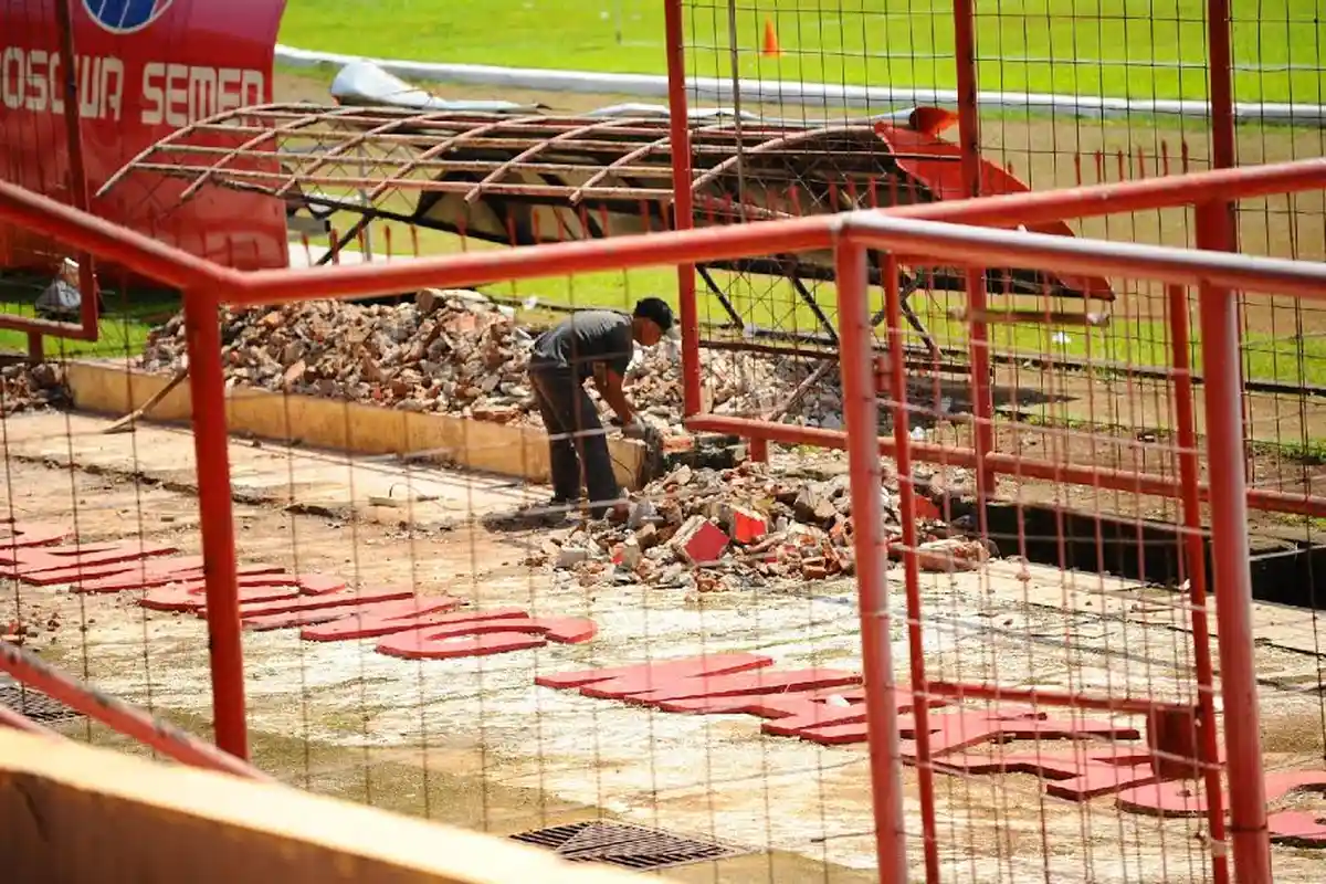 Bench Pemain di Stadion Mattoanging Diganti yang Baru