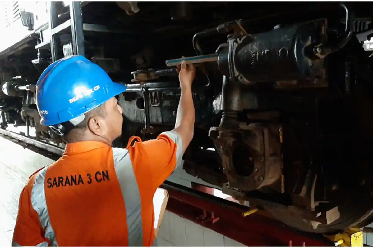 Selama Libur Natal dan Tahun Baru, Daop 3 Cirebon Siapkan Kereta Api Cadangan di Stasiun Haurgeulis