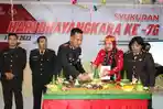 Polres-Tanjungbalai-triyadi-potong-tumpeng-tribu.jpg