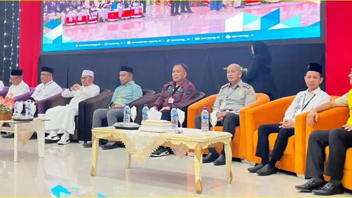 Imigrasi Cek Kelengkapan Dokumen Jemaah Calon Haji Kloter 10 Gorontalo sebelum Berangkat ke Makkah