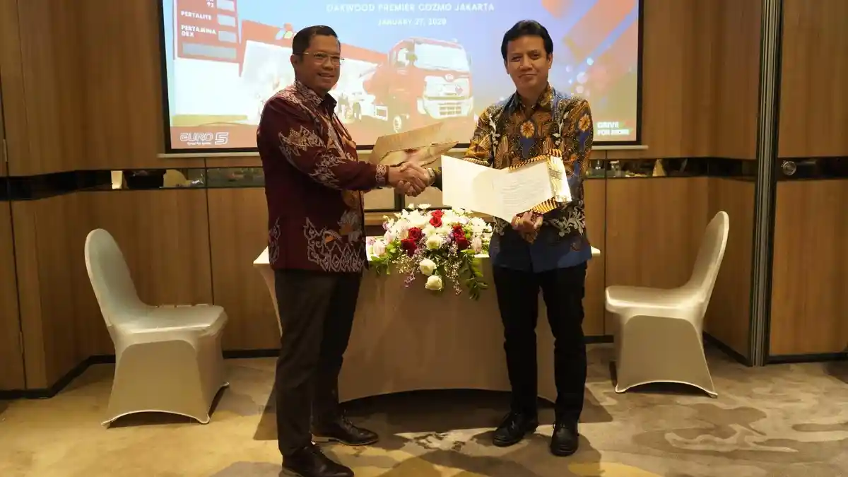 Kemitraan Astra UD Trucks–Pertamina Patra Niaga Perkuat Distribusi Energi