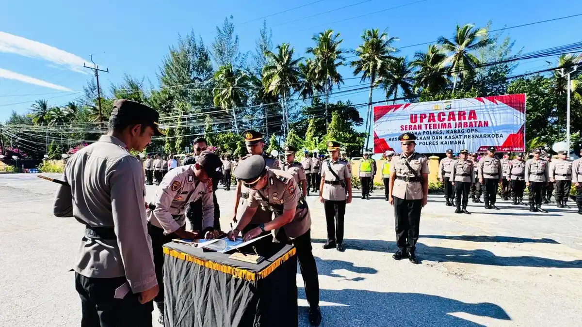 Polres Kaimana Papua Barat Sertijab Empat Pejabat Utama