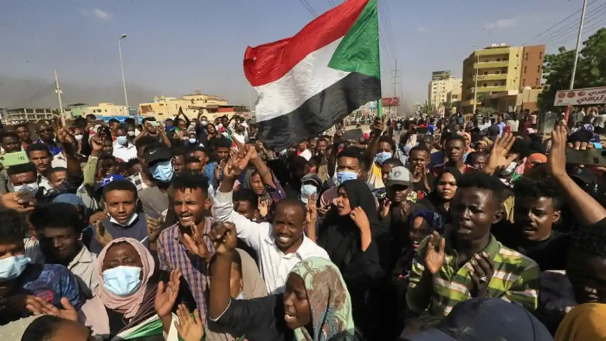 Demo Anti-Kudeta Sudan Telah Menewaskan 40 Orang