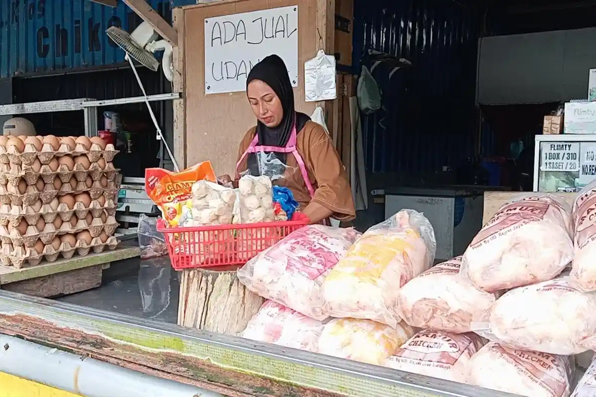 Harga Ayam Potong di Pasar Langgur Maluku Tenggara Turun 1,8 Kilo Rp 70 ribu
