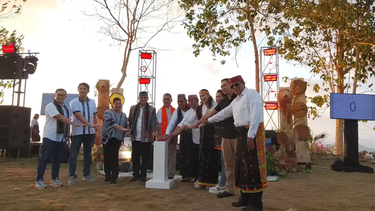 Dwi Marhen Komit Promosikan Wisata Mabar Lauching Weekend at Parapuar Resmi 