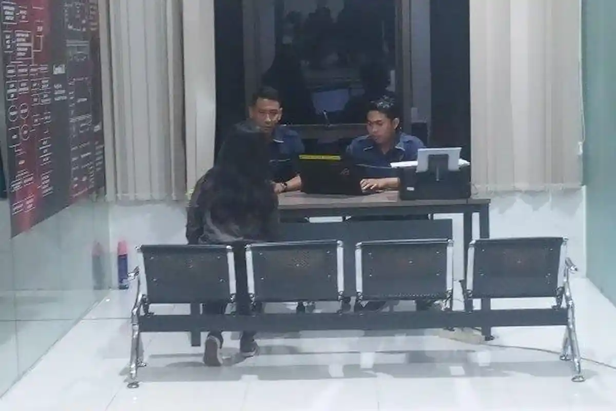 Gadis Surabaya 10 Tahun Dapat Teror dari Pria Pemujanya, Ada Ancaman Bunuh