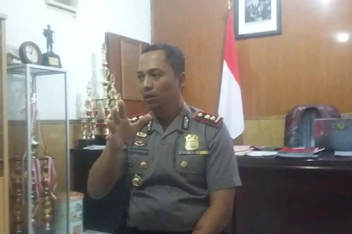 Begini Salah Satu Pola Mengirimkan Narkoba ke Maumere Melalui TIKI