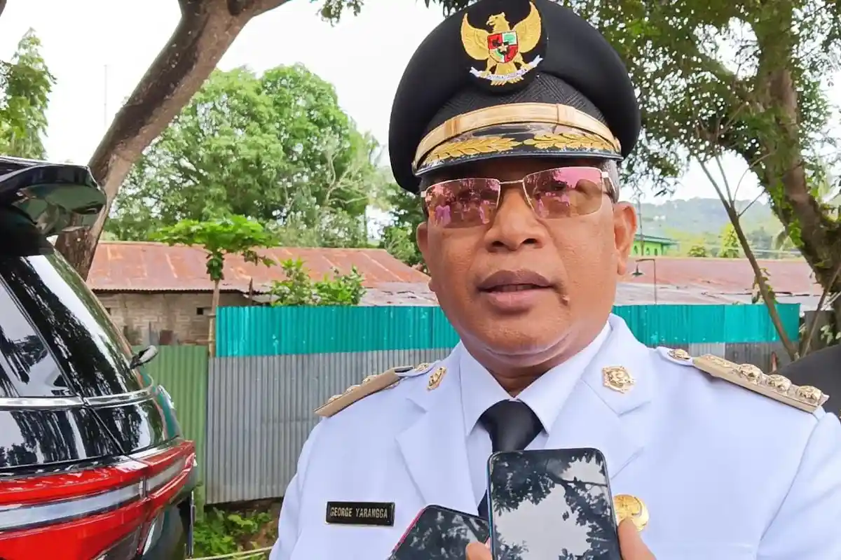 Senyum Tipis, Pj Walkot Sorong Enggan Tanggapi Serapan APBD Kota Sorong Terendah ke-3 di Indonesia