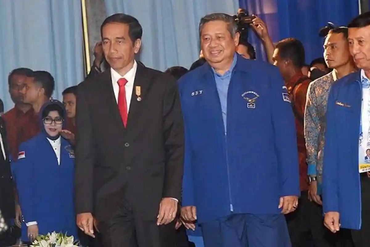 Pengamat: Jokowi Berani Ambil Risiko, SBY Lebih Suka Manjakan Rakyat