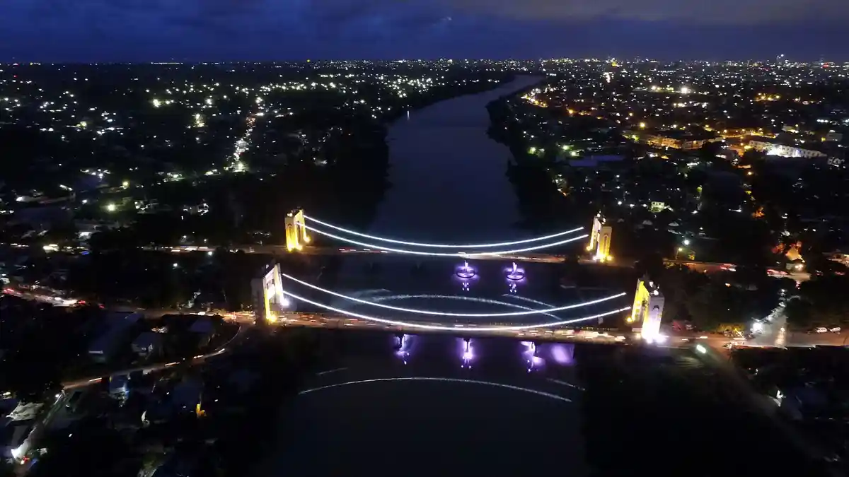 Maskapai Keluhkan Penggunaan Laser, Layang-layang dan Drone Sekitar Bandara