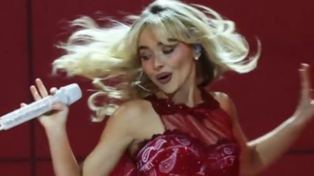 Terjemahan Lirik Lagu Please Please Please - Sabrina Carpenter, Heartbreak is One Thing