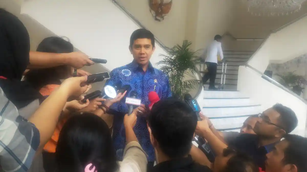 Menteri Yuddy: PNS Tidak Produktif, Malas, Bikin Onar, Akan Dirasionalisasi