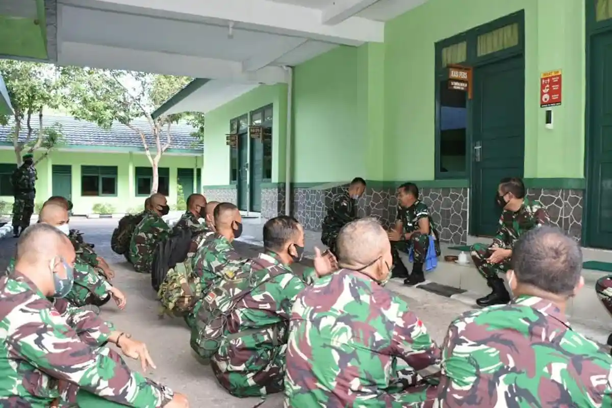 Komandan Korem 161/WS Beri Arahan Bagi Babinsa Reguler, Ini Tujuannya