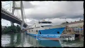 kapal-yang-berlabuh-di-Pelabuhan-Manado-beberapa-waktu-lalu-asgagh.jpg