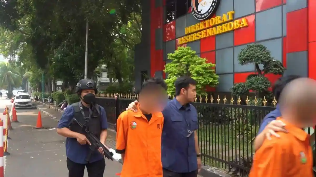 33 Paket Sabu di Kebon Jeruk Disembunyikan dalam Kandang Burung, Polisi Amankan Dua Pengedar - Tribunnews.com