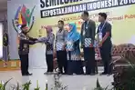 pustakawan-umy-arda-putri-winata-berhasil-menyabet-juara-1-di-indonesian-academic-librarian-award_20180910_131433.jpg