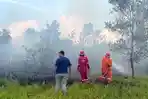 10 Hektare Lahan di Padang Hangus Natuna Terbakar, Petugas Berpacu dengan Panas Terik