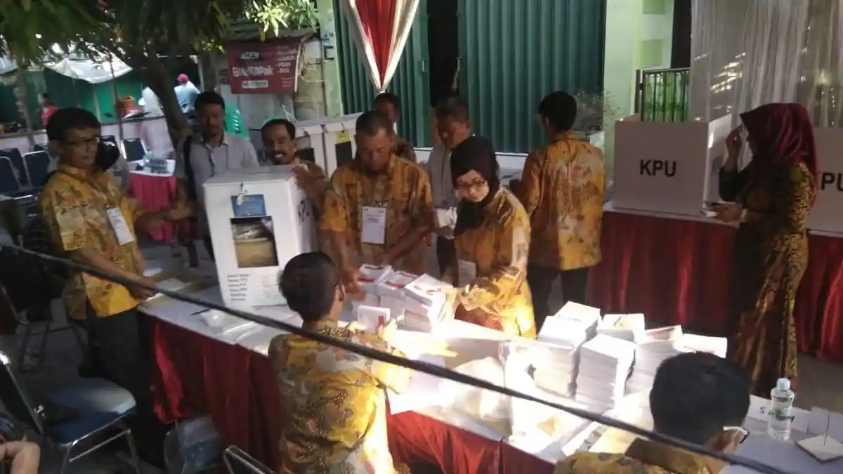 Suasana Terkini di TPS Ma'ruf Amin