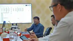 AUDIT-EKSTERNAL-M-Syukur-Direktur-Operasi-PT-Terminal-Teluk-Lamong-s.jpg