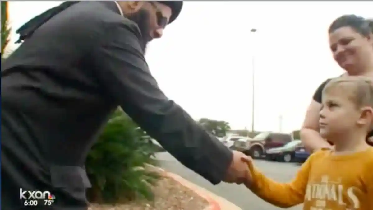 Apa yang Dilakukan Bocah 7 Tahun Ini Bikin Haru Pengurus Masjid di Amerika