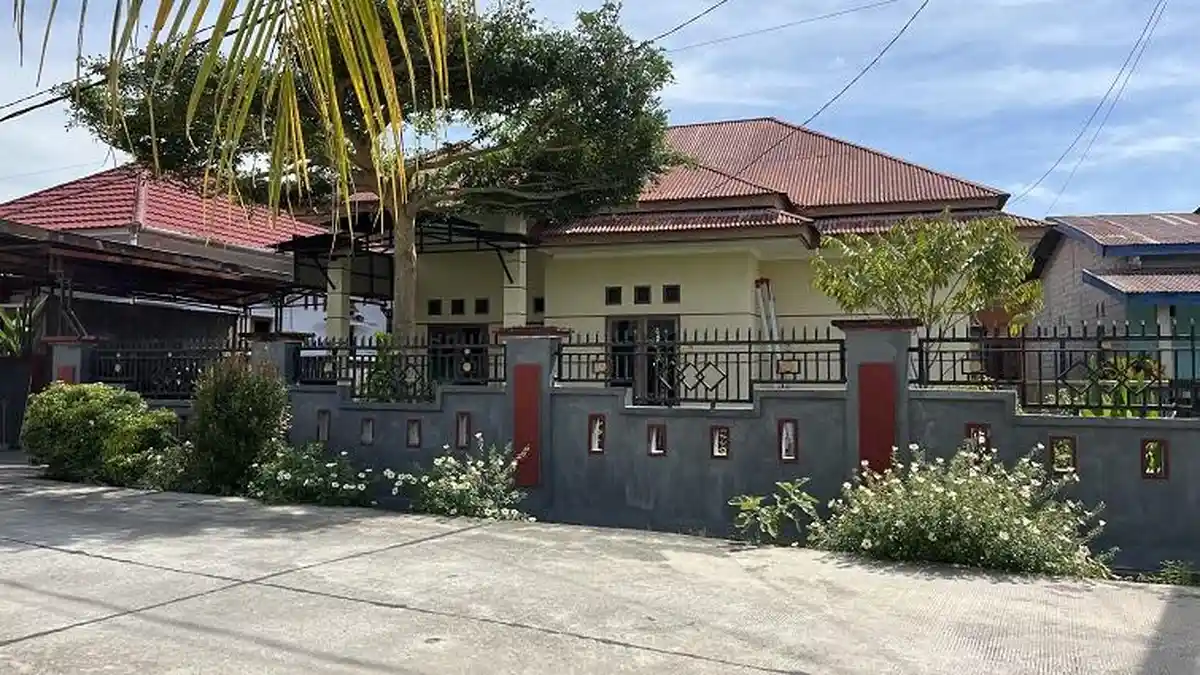 Suasana Rumah Abdul Muis di Luwu Utara Usai Presiden Batalkan Pemecatan