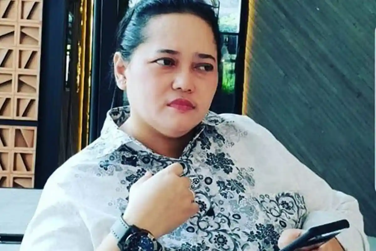 Heboh! Mbak You Terawang Ada Artis Inisial A Selingkuh Sama Teman Sendiri Padahal Sudah Berkeluarga