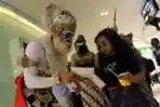 Hanoman Masuk Mal