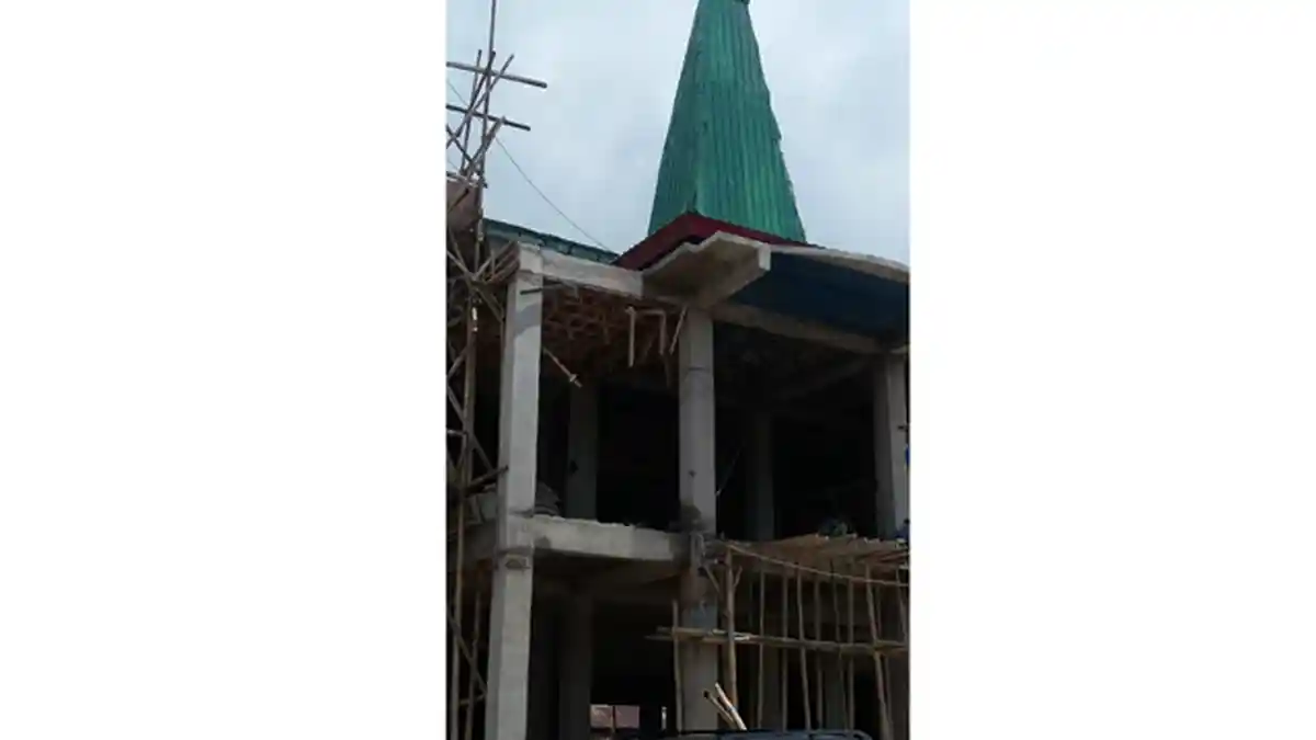 Saat Kunjungi RSUD Waikabubak, DPRD Minta Kontraktor Bongkar Menara Gedung IGD