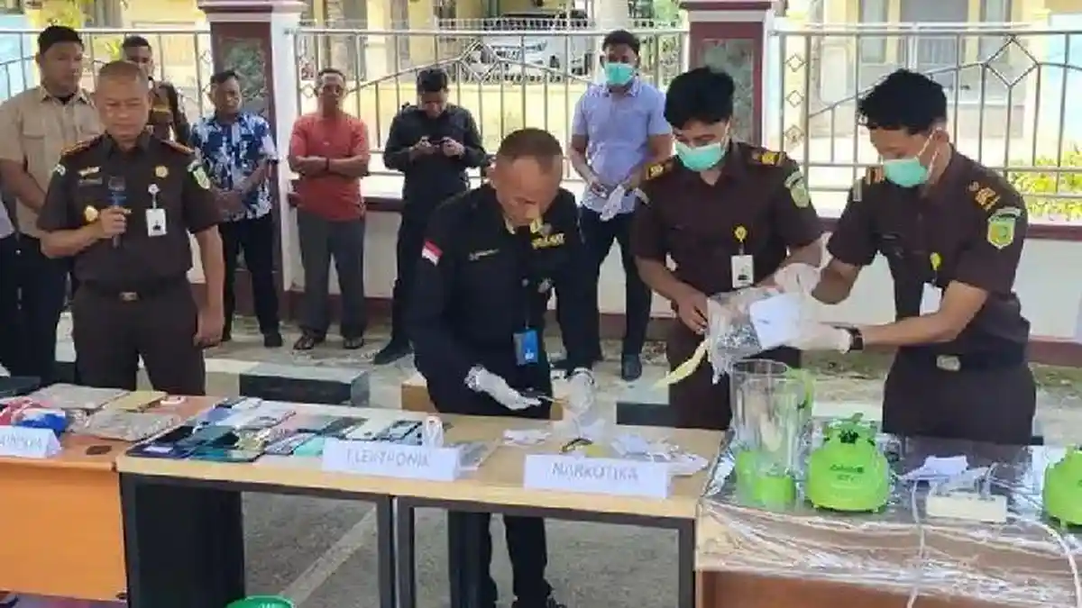 Kejari Langsa Musnahkan Barang Bukti 29 Perkara Tindak Pidana, Sabu Diblander dan Dicampur Oli
