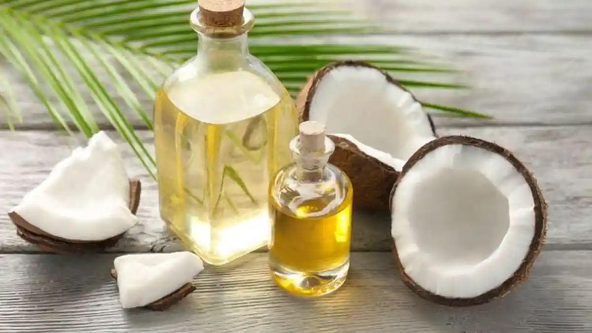 Minyak Kelapa Bisa Turunkan Berat Badan, Mitos atau Fakta?