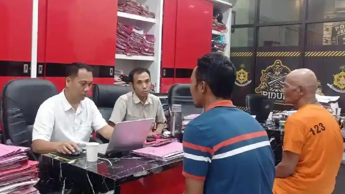 Dipicu Perselingkuhan via TikTok Berujung Pembunuhan, Satu Keluarga di Jember Ditangkap