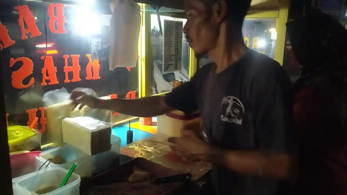 Cerita Sopyan Tangahu, Penjual Roti Khas Bandung di Pohuwato Gorontalo