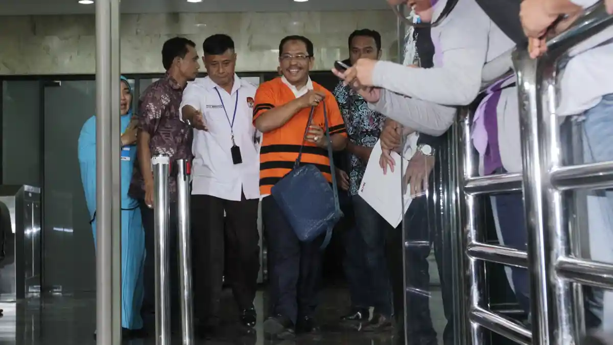 Diperiksa 6 Jam, Mantan Wali Kota Makassar Akhirnya Ditahan KPK