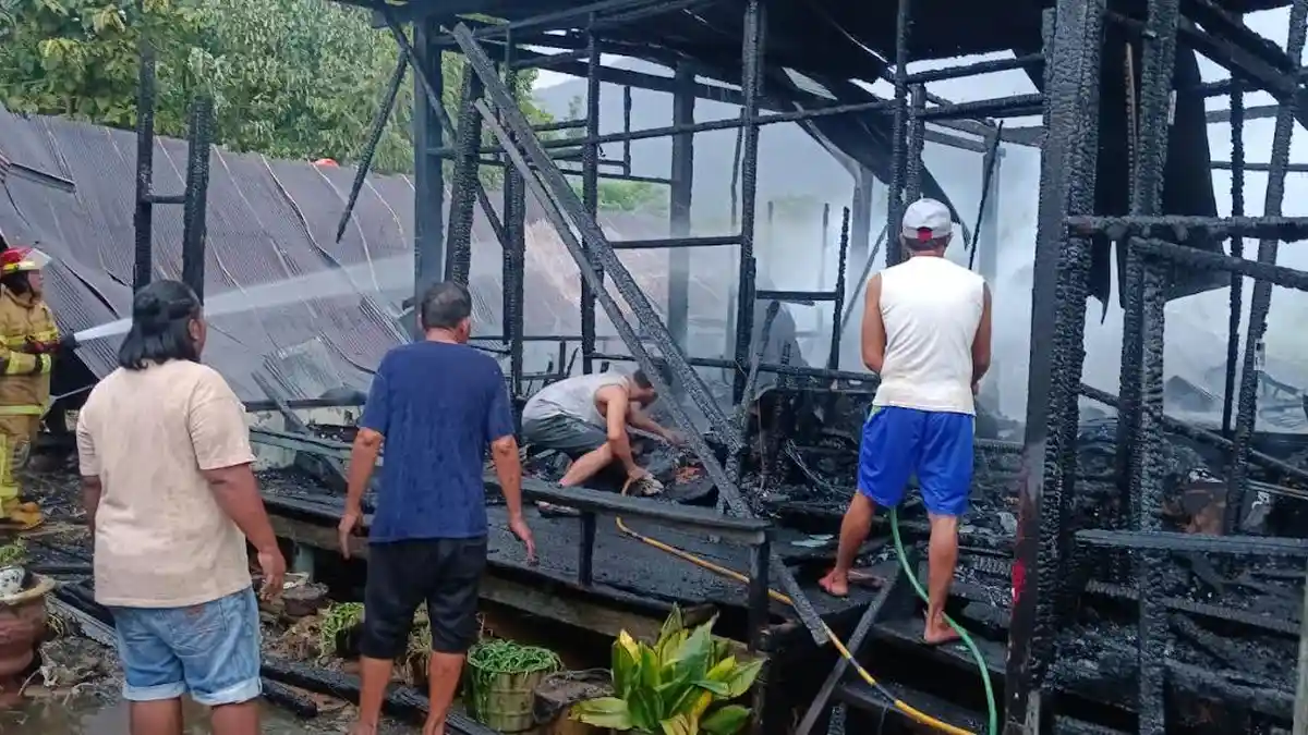 Ditinggal Nyantai di Pujasera Bareng Istri, Rumah Alisman di Depan Terminal Malili Terbakar