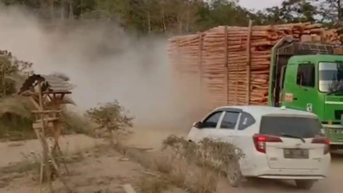 Dampak Aktivitas Truk PT TMA, Setiap Hari Warga Dicemari Polusi Debu hingga Sebabkan Penyakit ISPA